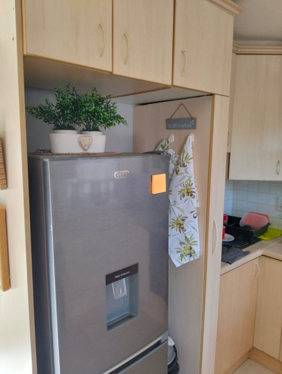 To Let 3 Bedroom Property for Rent in Ferreira Town Eastern Cape